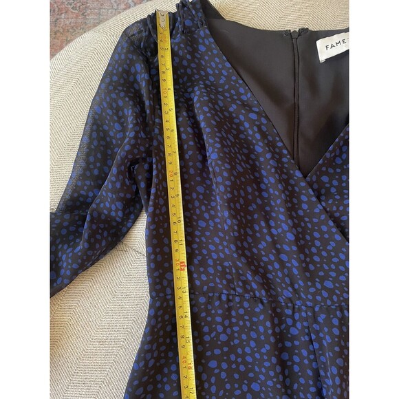 Fame & Partners Dotted Jumpsuit V-Neck Black/Blue Long Sleeve Wide Leg Size 2 - Picture 6 of 11